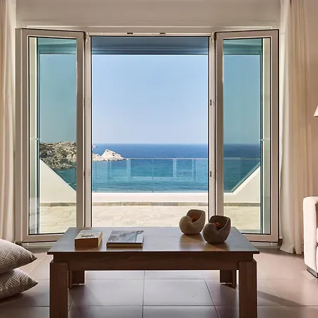 Villa Imperial Milos