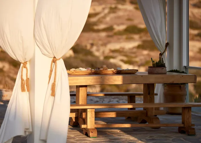 Imperial Milos Mandrakia