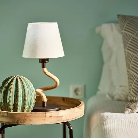 Imperial Milos Mandrakia