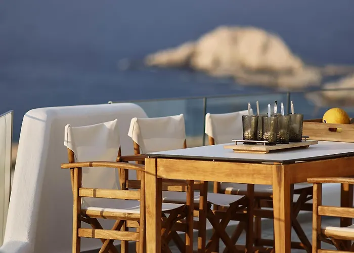 Villa Imperial Milos *